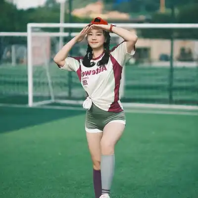陈巧