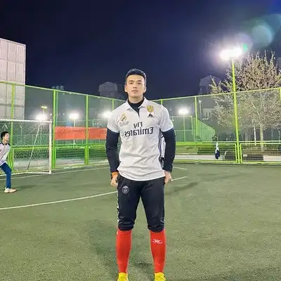 董嘉